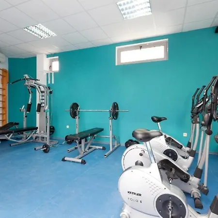 Апартаменты Cozy Sea View - Pool, Gym & Parking Бяла